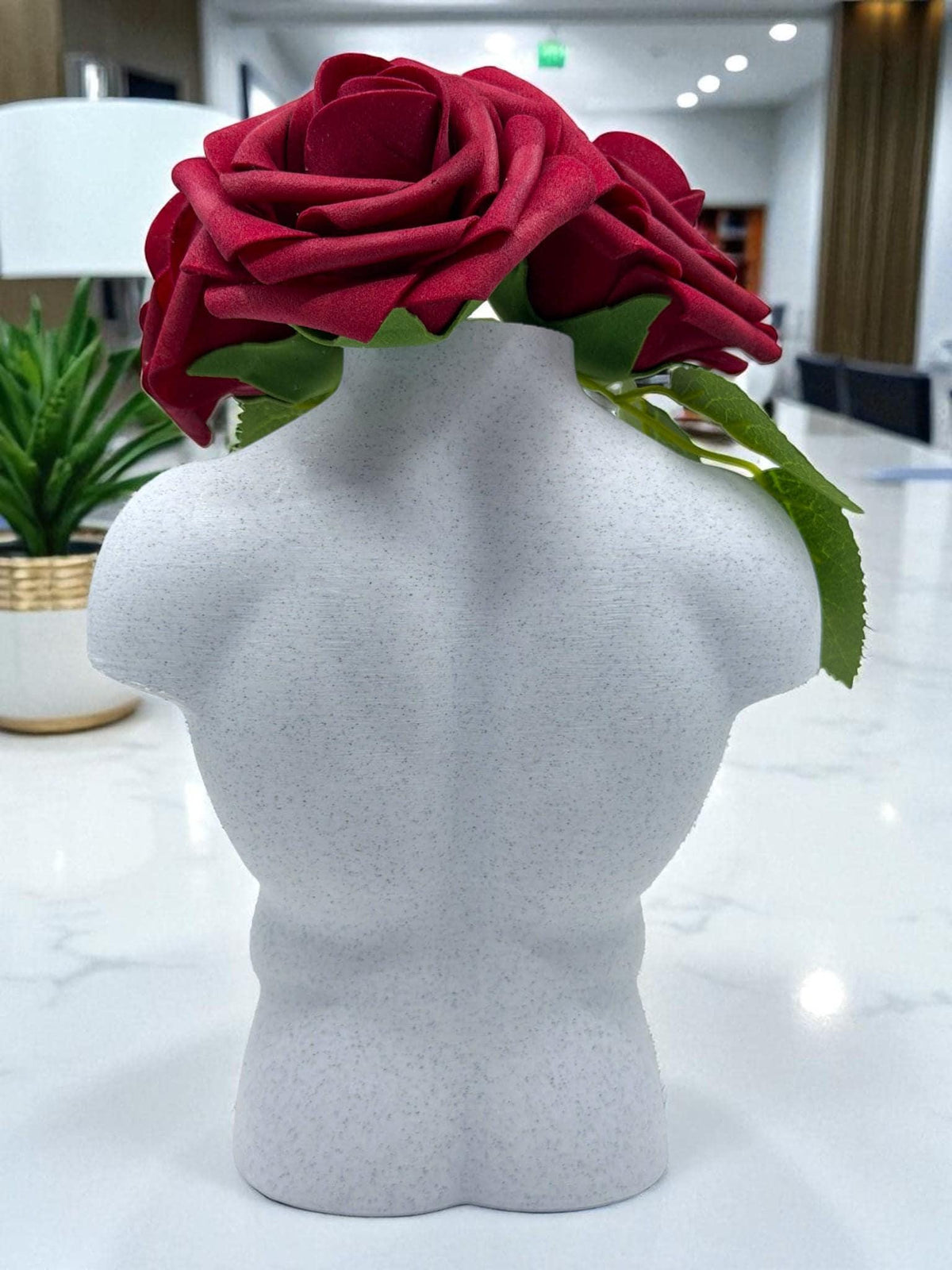 Male Torso Vase – Muscular Body Sculpture for Fitness Decor