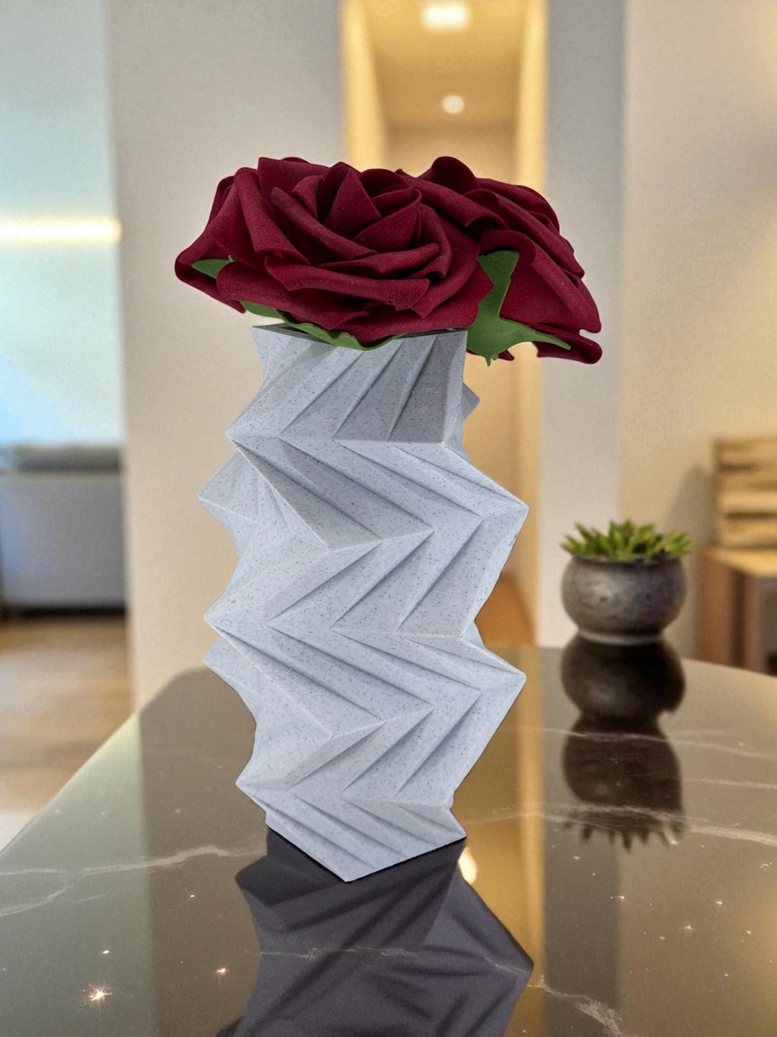 Angular Zigzag Flower Vase – Geometric Sculptural Vase, Modern Shelf Decor