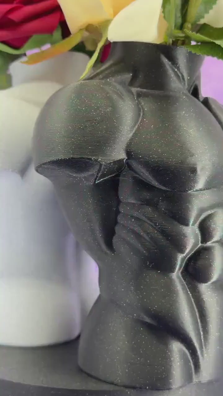 Male Torso Vase – Muscular Body Sculpture for Fitness Decor